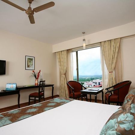 Oh Biz Premier At Leonia Hotel Hyderabad Ngoại thất bức ảnh