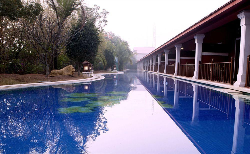 Oh Biz Premier At Leonia Hotel Hyderabad Ngoại thất bức ảnh