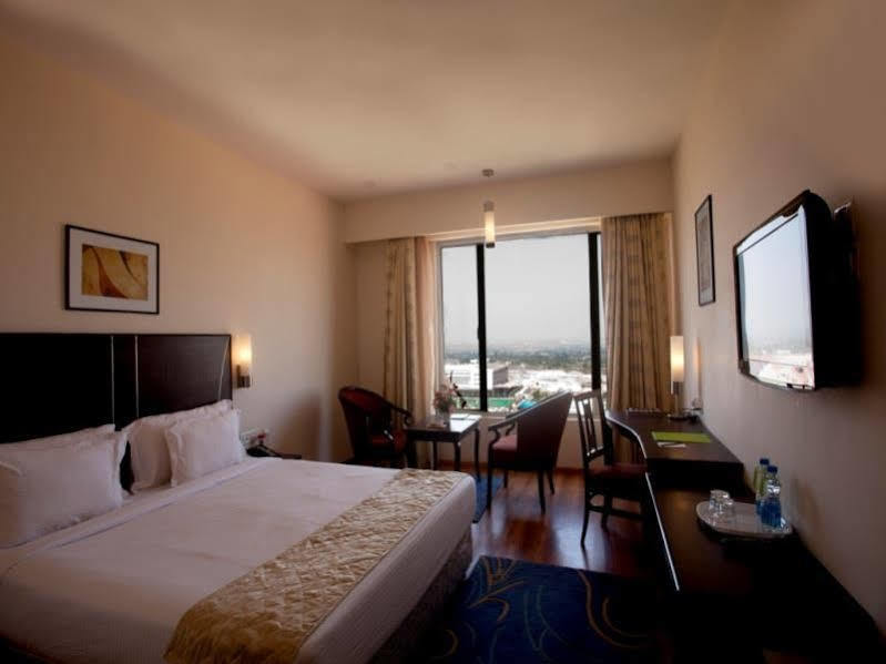 Oh Biz Premier At Leonia Hotel Hyderabad Ngoại thất bức ảnh