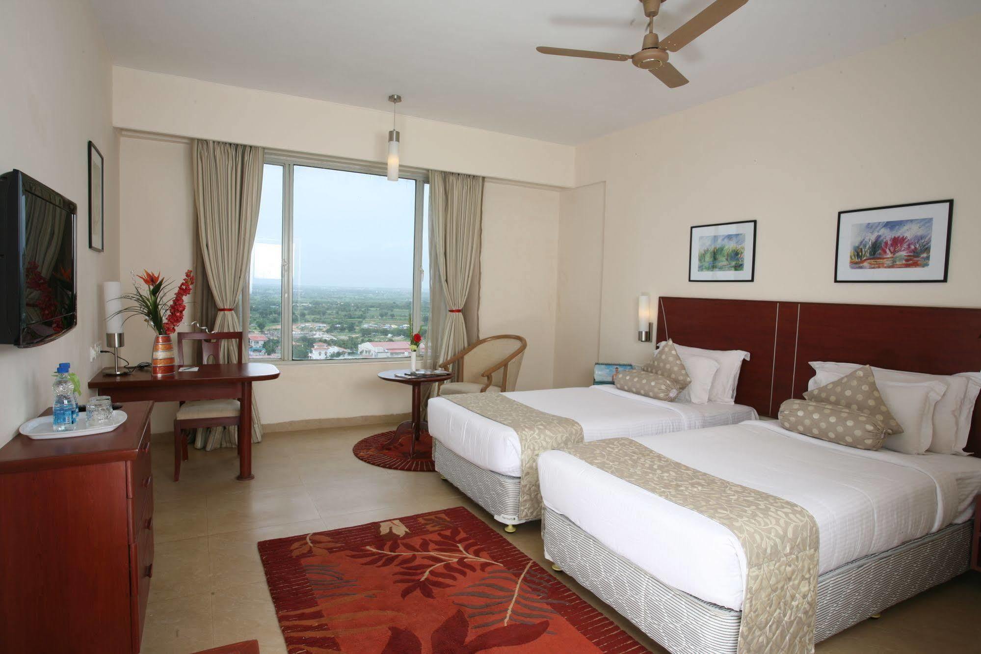Oh Biz Premier At Leonia Hotel Hyderabad Ngoại thất bức ảnh